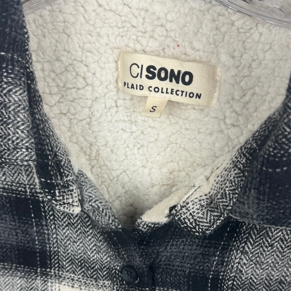 Flannel - Picture 7 of 9